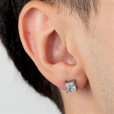 pendientes para hombre